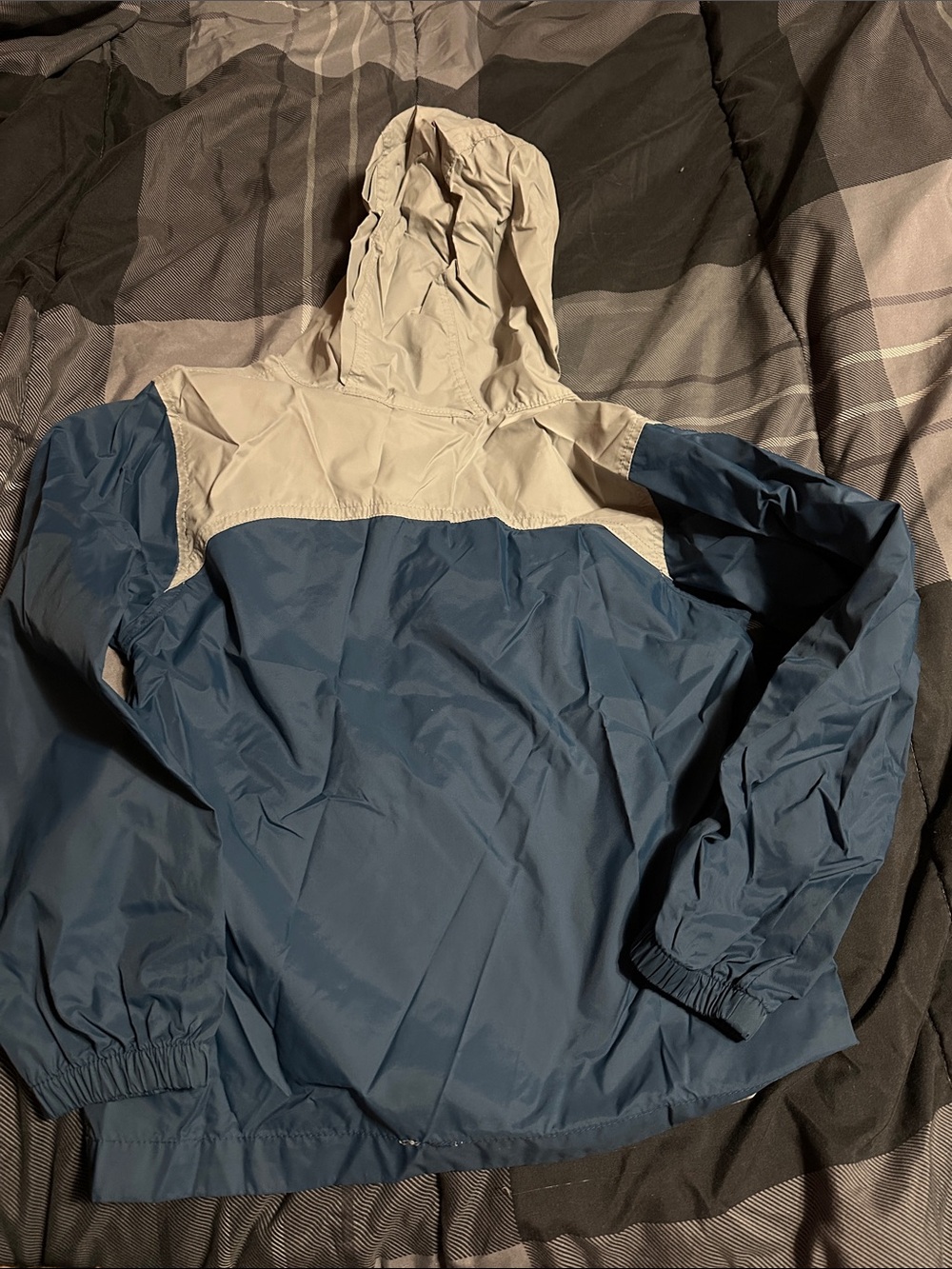 Columbia Kids Two-Tone Blue and Light Gray Hooded Rain Jacket with Neon Zipper - Picture 4 of 4